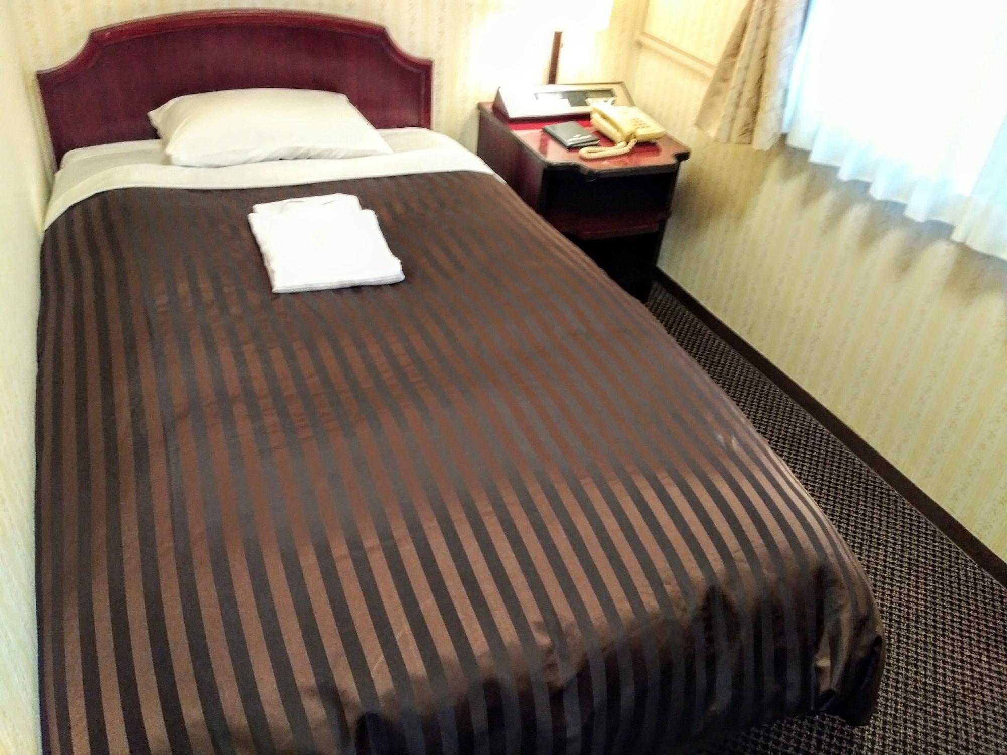 Hotel Sunlife Ōsaka Extérieur photo